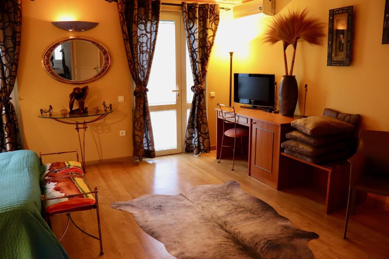 La Casa Color Bed & Breakfast Lamagdelaine Екстериор снимка