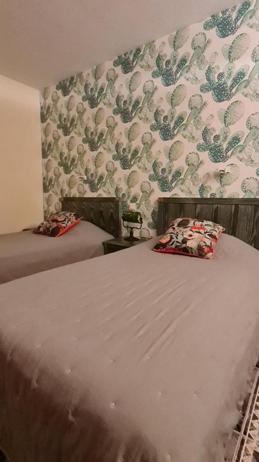 La Casa Color Bed & Breakfast Lamagdelaine Екстериор снимка
