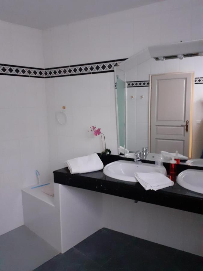 La Casa Color Bed & Breakfast Lamagdelaine Екстериор снимка