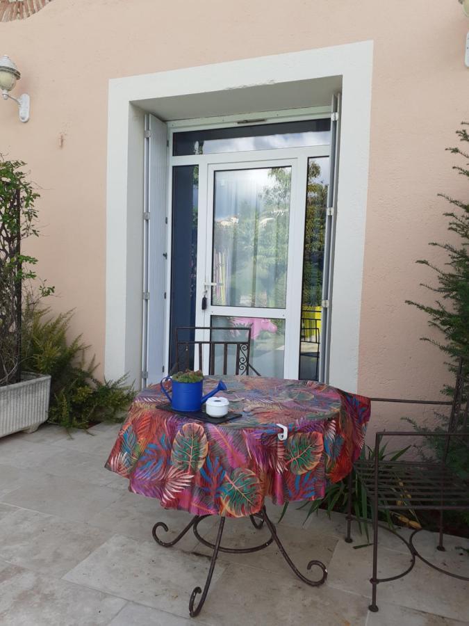 La Casa Color Bed & Breakfast Lamagdelaine Екстериор снимка